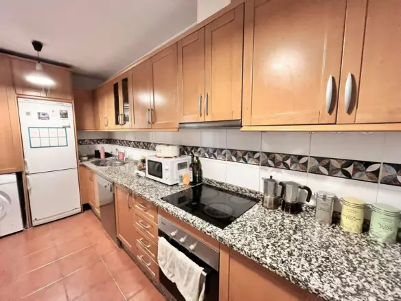 2-bedroom Apartment In Marbella, Spain (84 M²)