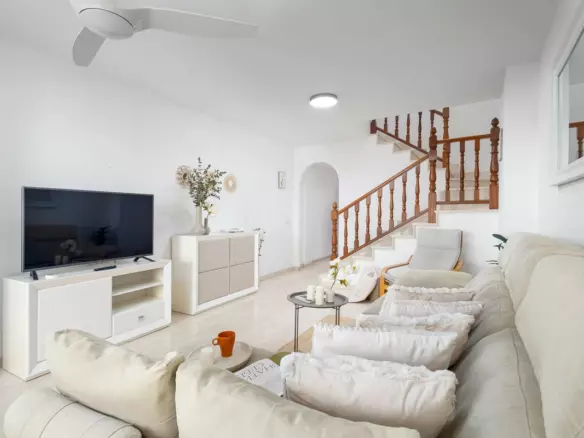 2-bedroom Apartment In Fuengirola, Spain (90 M²)