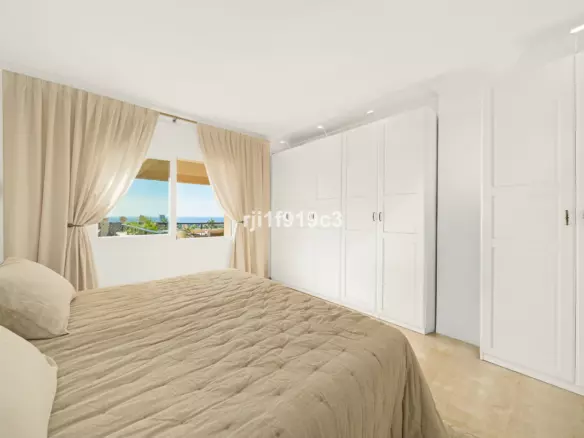 3-bedroom Apartment In Marbella, Spain (141 M²)