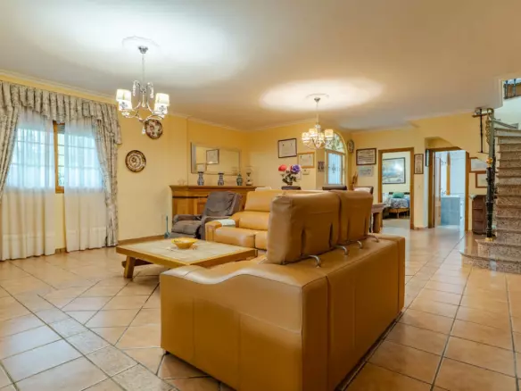 8-bedroom Villa In Alhaurín El Grande, Spain (556 M²)