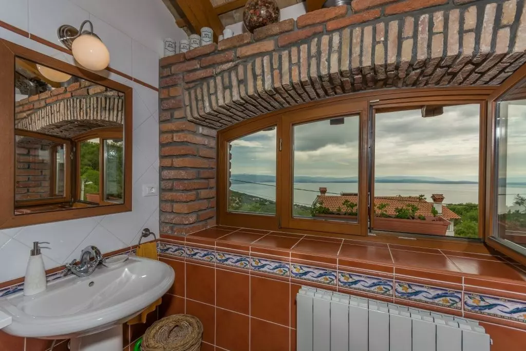 3-bedroom Detached House In Poljane, Croatia (223 M²)