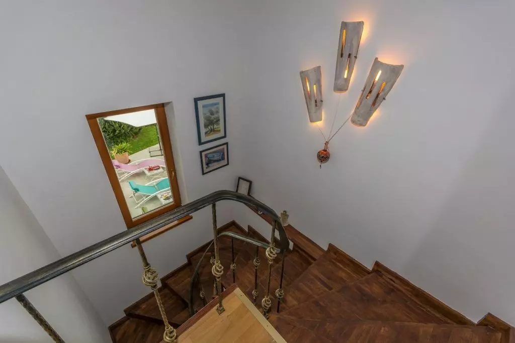 3-bedroom Detached House In Poljane, Croatia (223 M²)