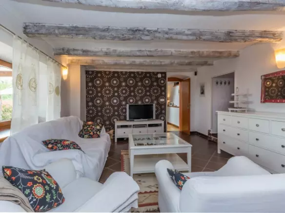 3-bedroom Detached House In Poljane, Croatia (223 M²)