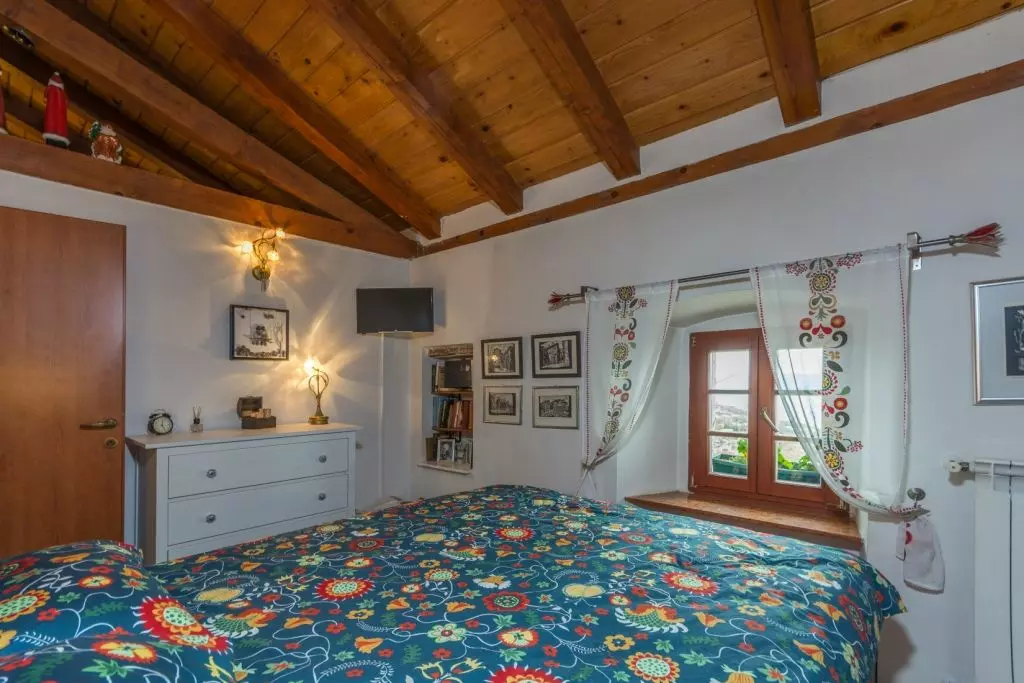 3-bedroom Detached House In Poljane, Croatia (223 M²)