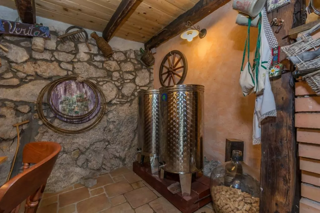 3-bedroom Detached House In Poljane, Croatia (223 M²)