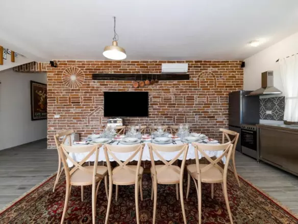 5-bedroom Villa In Ždrelac, Croatia (300 M²)