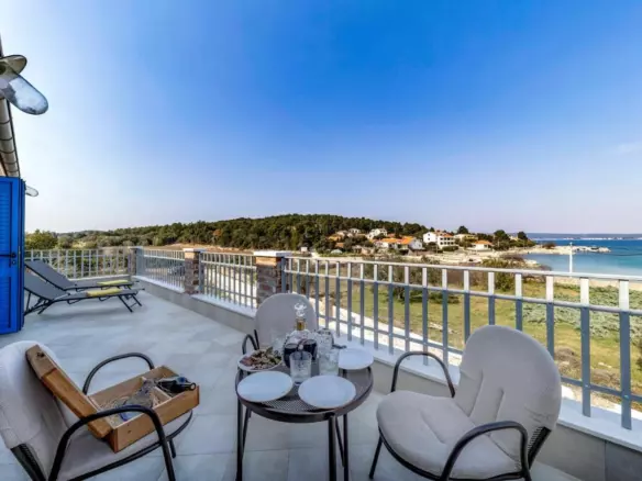 5-bedroom Villa In Ždrelac, Croatia (300 M²)