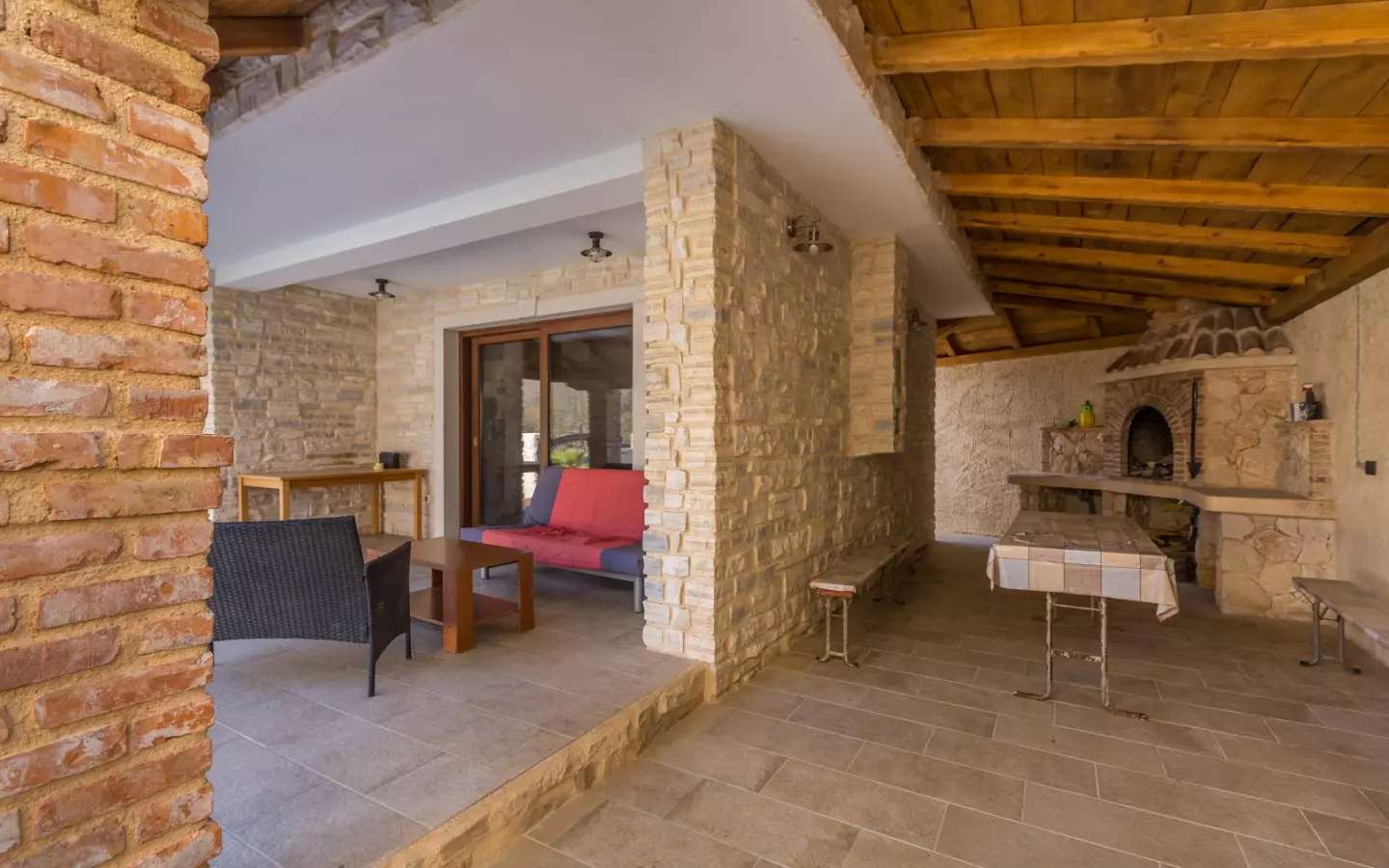 3-bedroom Villa In Dobrinj, Croatia (197 M²)