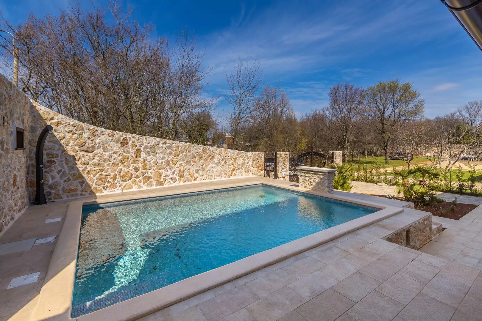 3-bedroom Villa In Dobrinj, Croatia (197 M²)