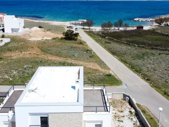 3-bedroom Villa In Vir, Croatia (149 M²)