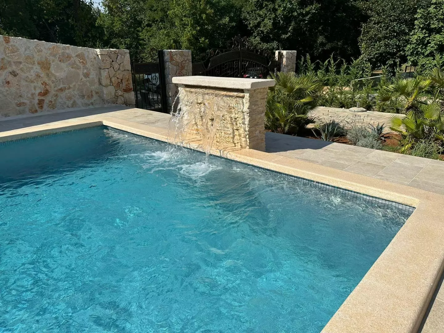 3-bedroom Villa In Dobrinj, Croatia (197 M²)