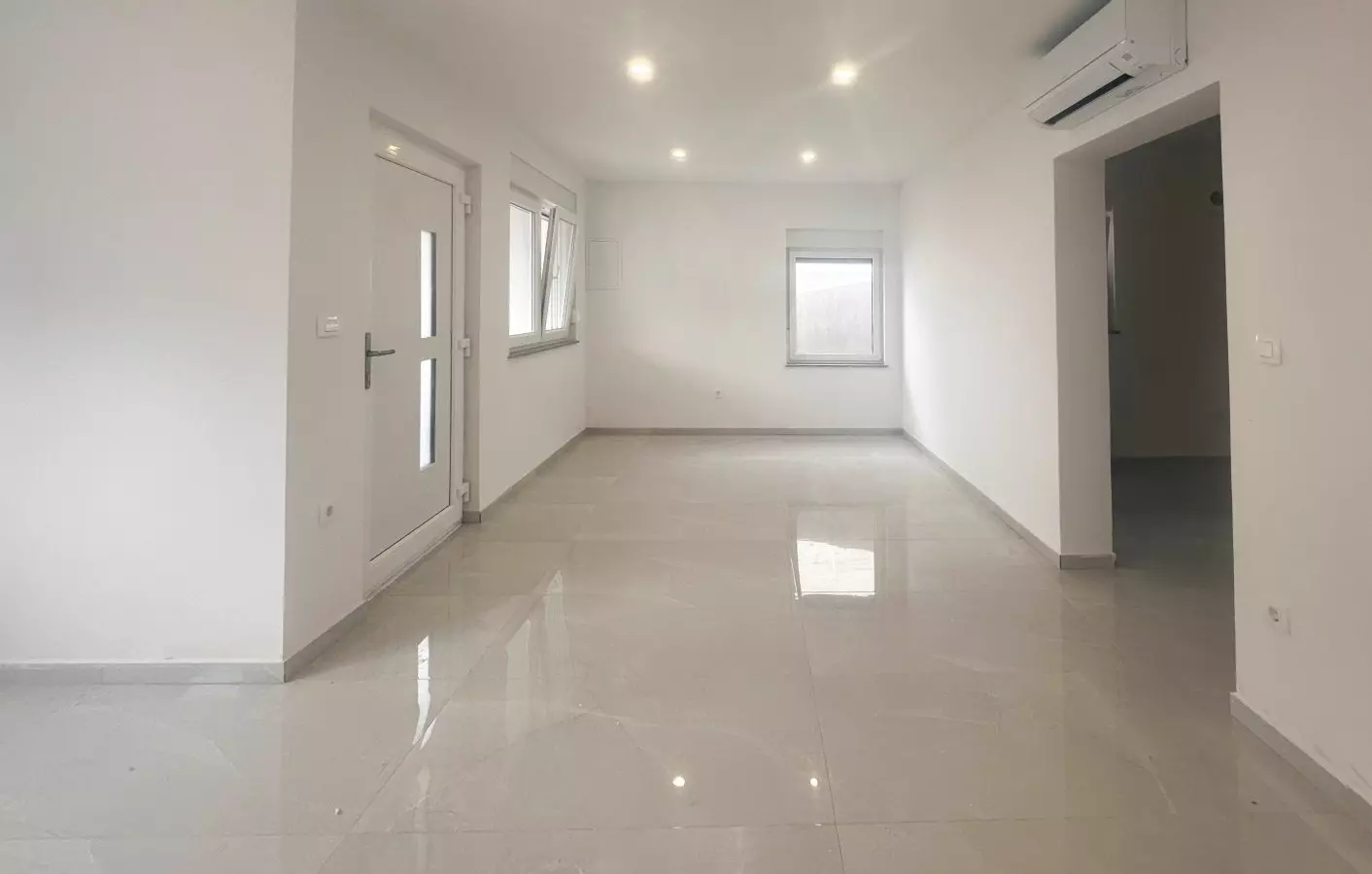 2-bedroom Apartment In Crikvenica, Croatia (80 M²)