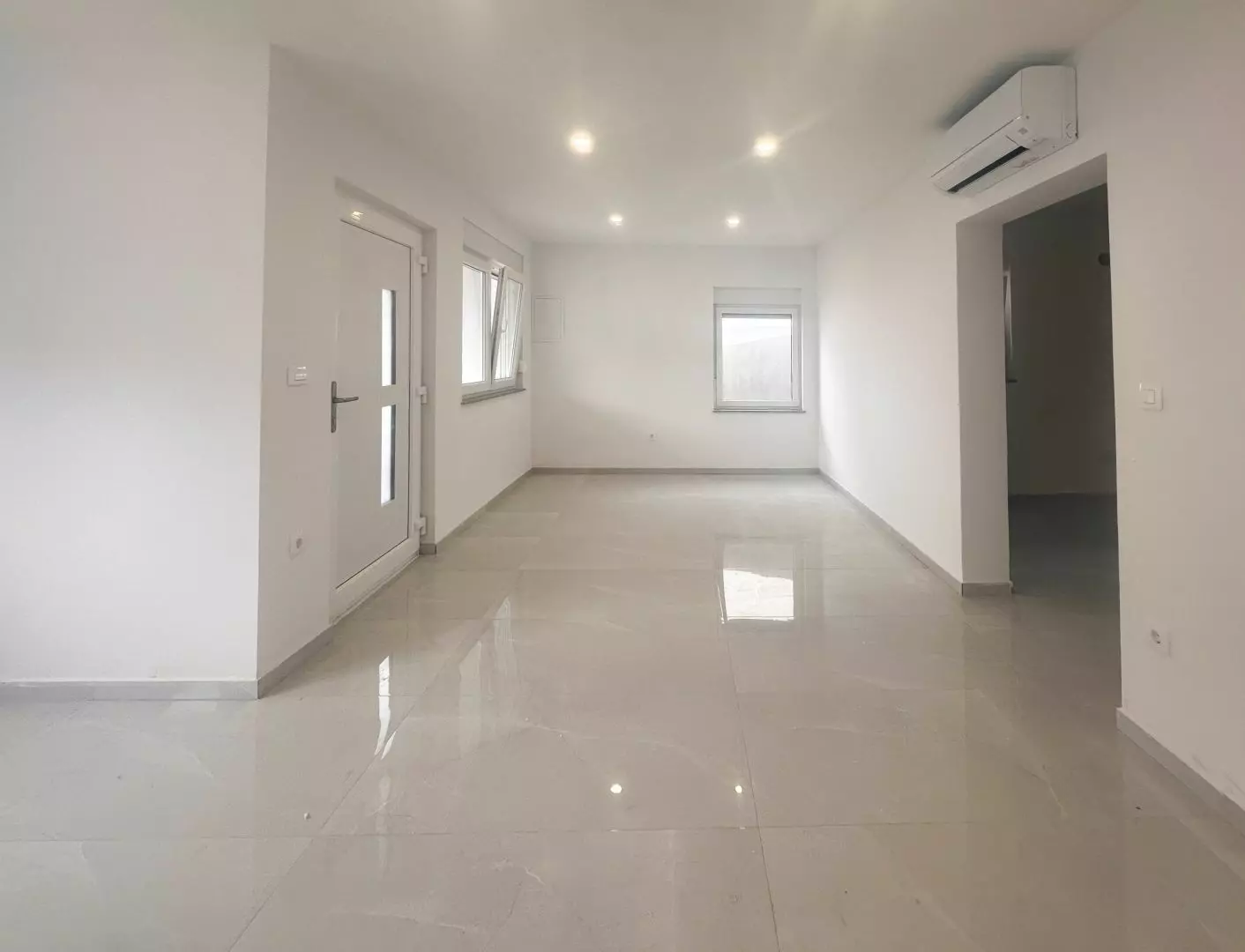 2-bedroom Apartment In Crikvenica, Croatia (80 M²)