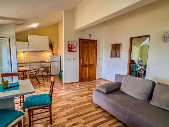 3-bedroom Apartment In Mali Lošinj, Croatia (61,44 M²)