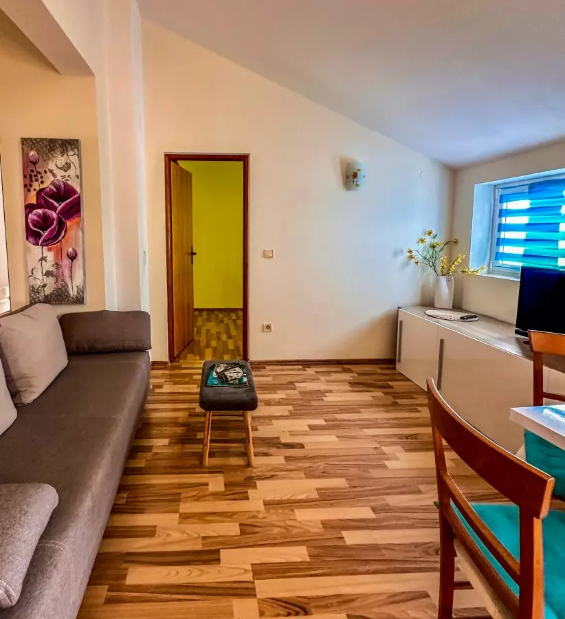 3-bedroom Apartment In Mali Lošinj, Croatia (61,44 M²)