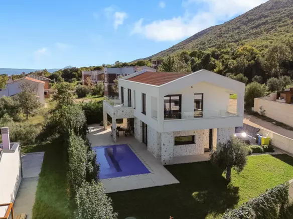 3-bedroom Villa In Rabac, Croatia (165 M²)