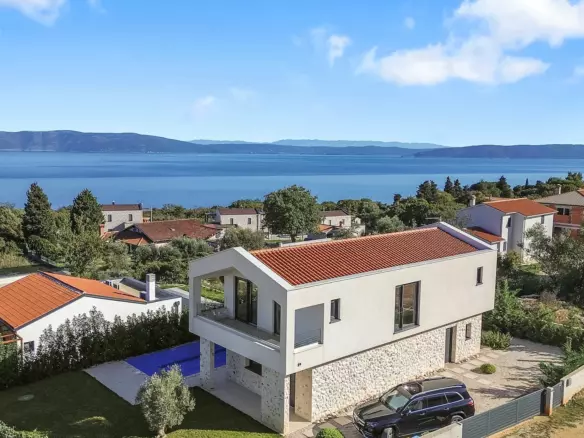3-bedroom Villa In Rabac, Croatia (165 M²)