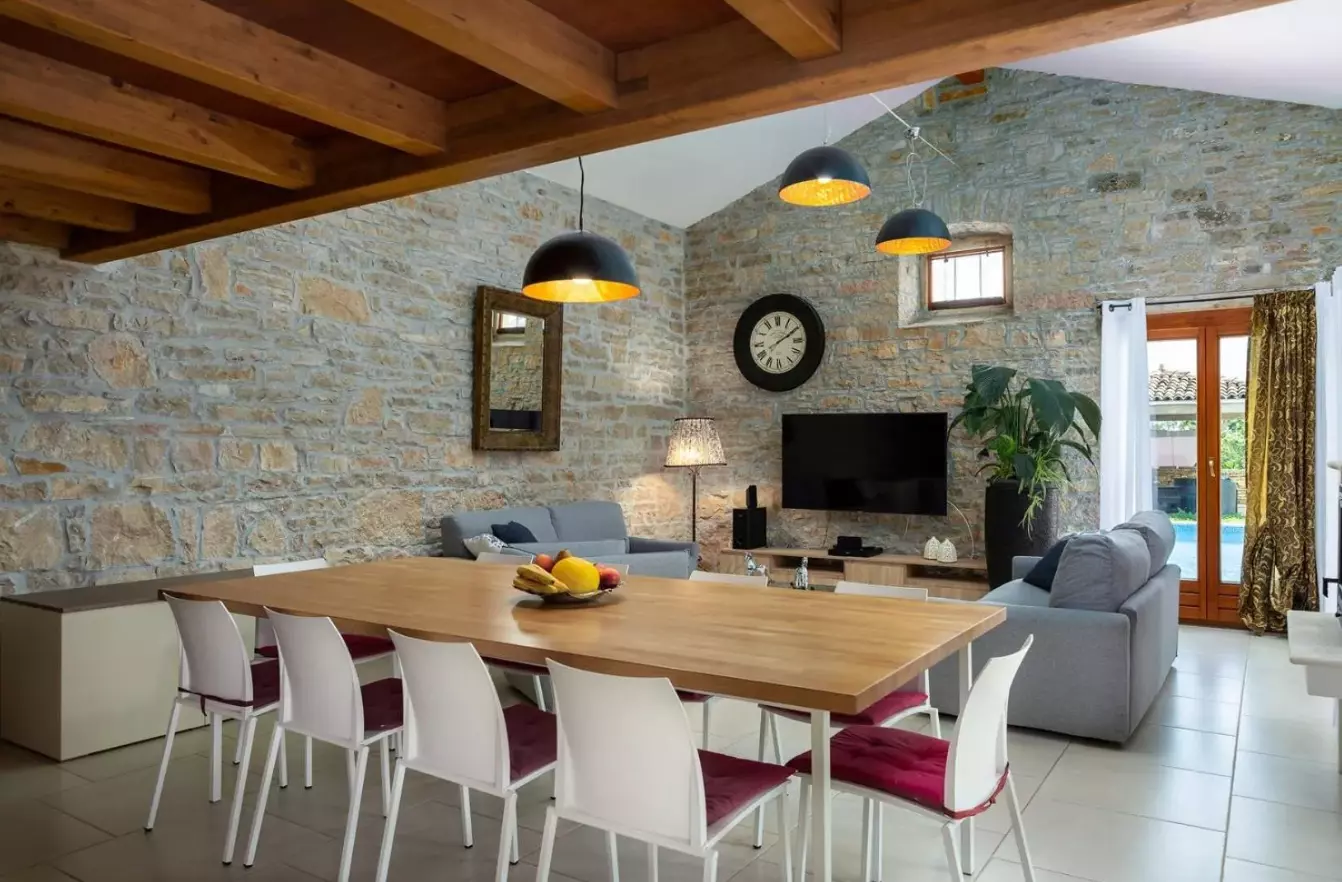 4-bedroom Villa In Žminj, Croatia (260 M²)