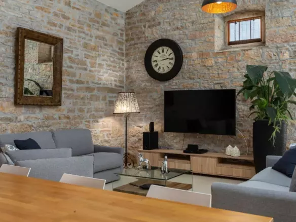 4-bedroom Villa In Žminj, Croatia (260 M²)