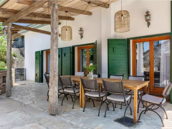 4-bedroom Villa In Žminj, Croatia (260 M²)