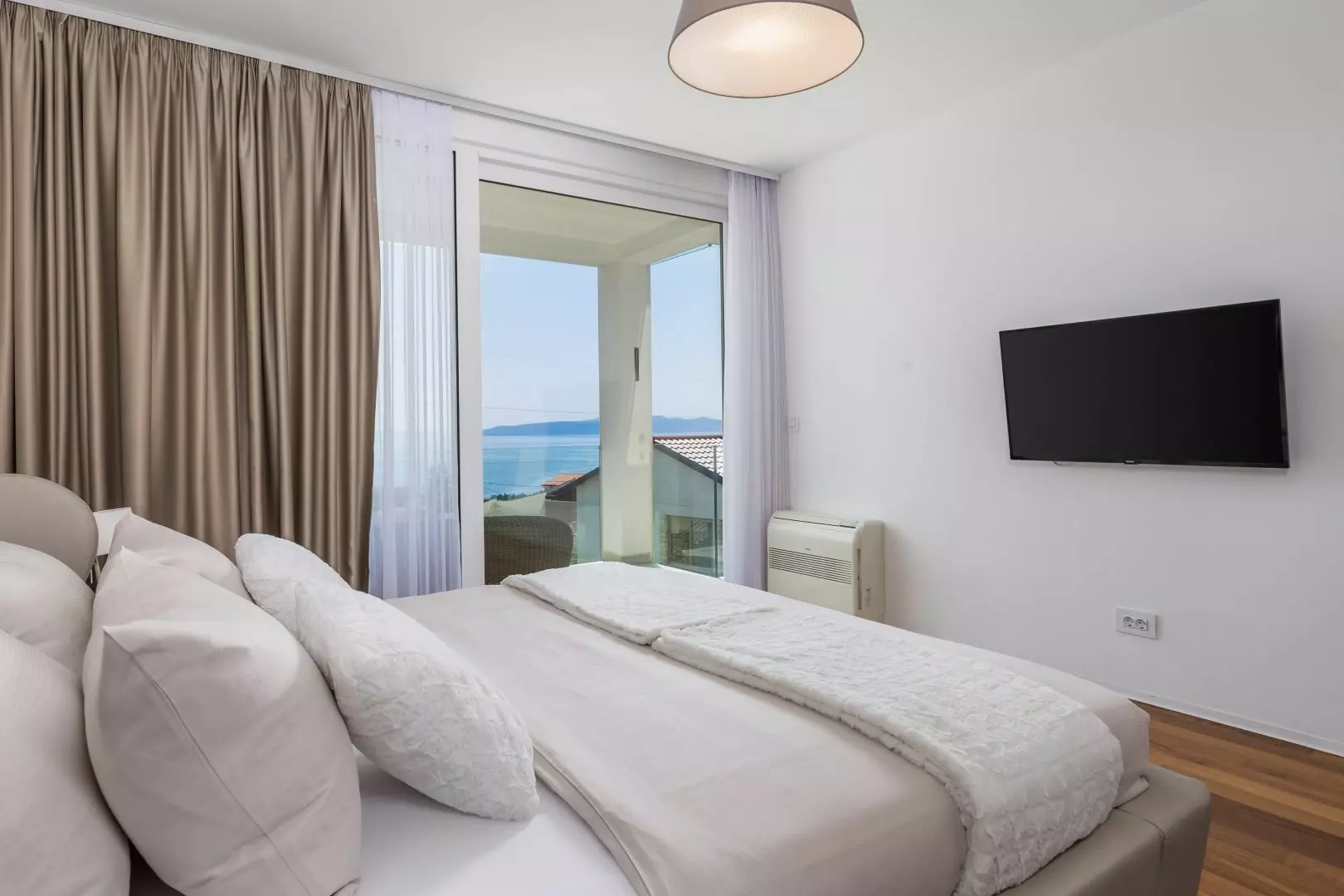 2-bedroom Apartment In Ičići, Croatia (92 M²)