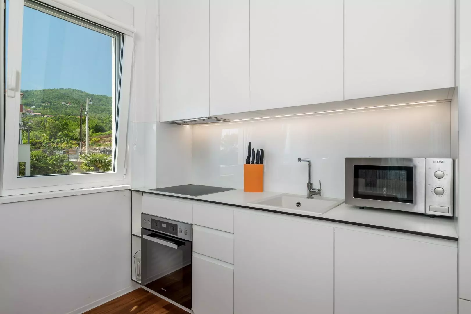 2-bedroom Apartment In Ičići, Croatia (92 M²)