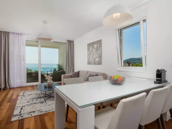 2-bedroom Apartment In Ičići, Croatia (92 M²)