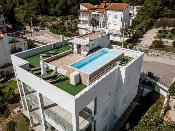 2-bedroom Apartment In Ičići, Croatia (92 M²)