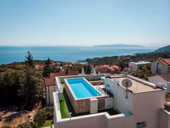 2-bedroom Apartment In Ičići, Croatia (92 M²)