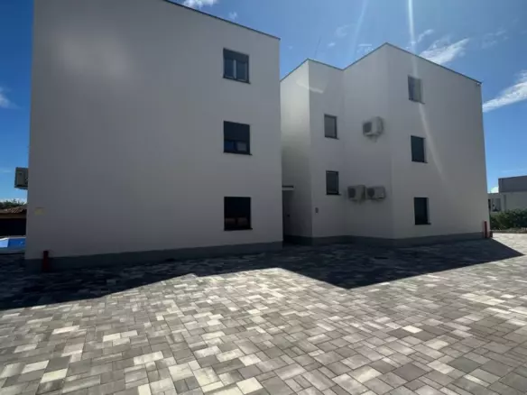 3-bedroom Apartment In Novigrad, Croatia (123,63 M²)