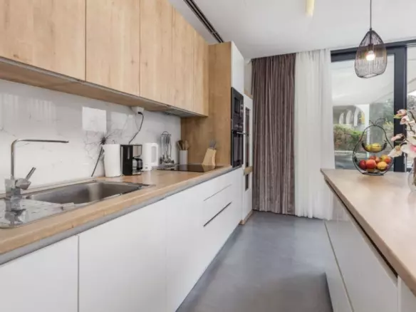 4-bedroom Villa In Lun, Croatia (240 M²)