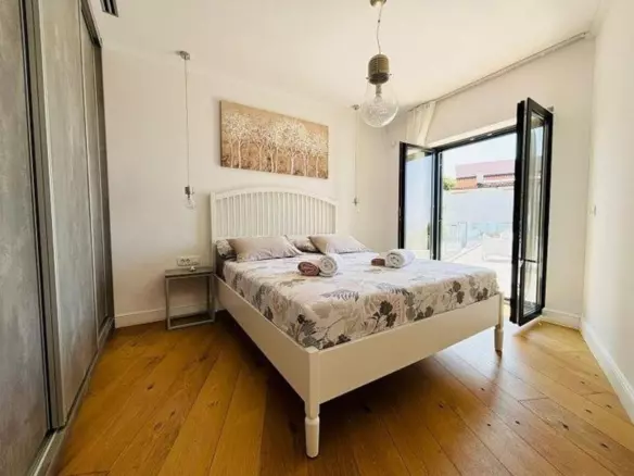 4-bedroom Villa In Lun, Croatia (240 M²)