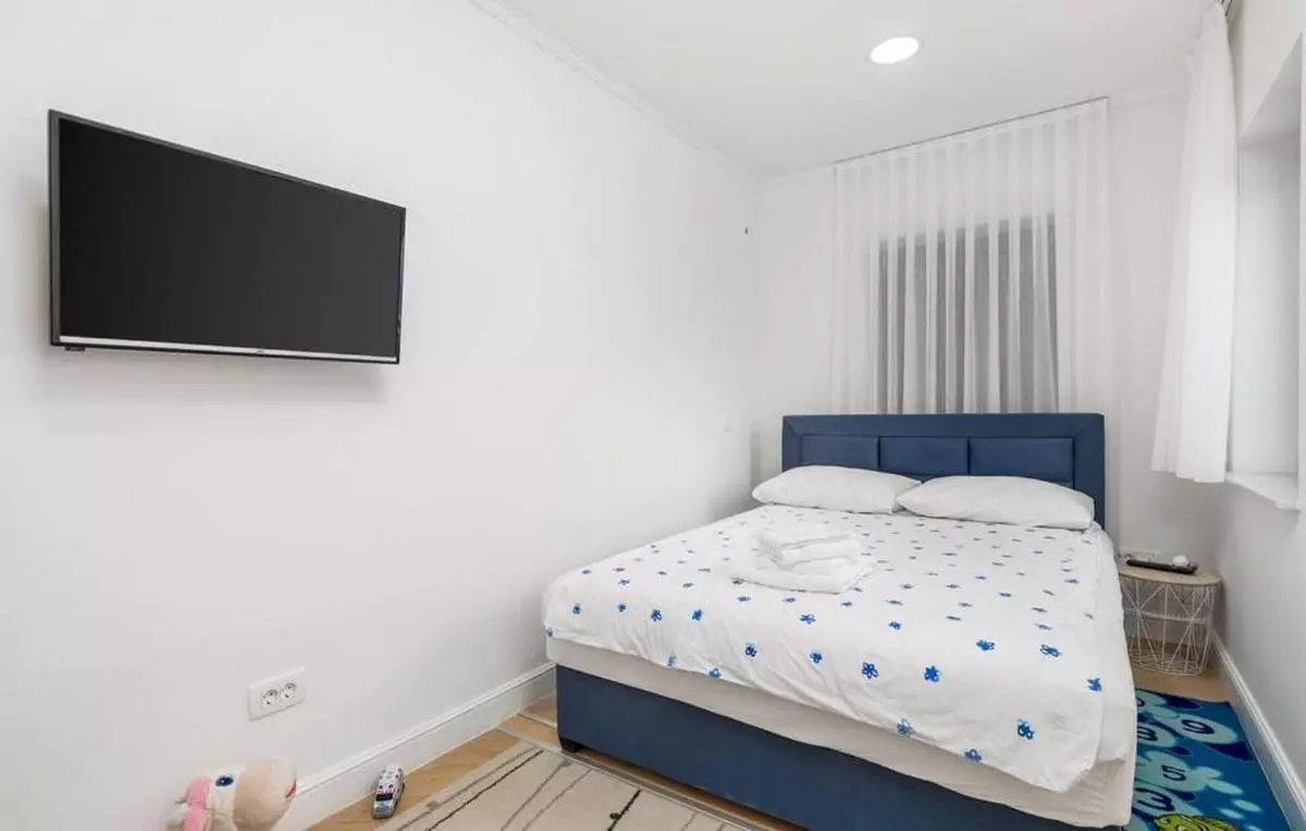 4-bedroom Villa In Lun, Croatia (240 M²)