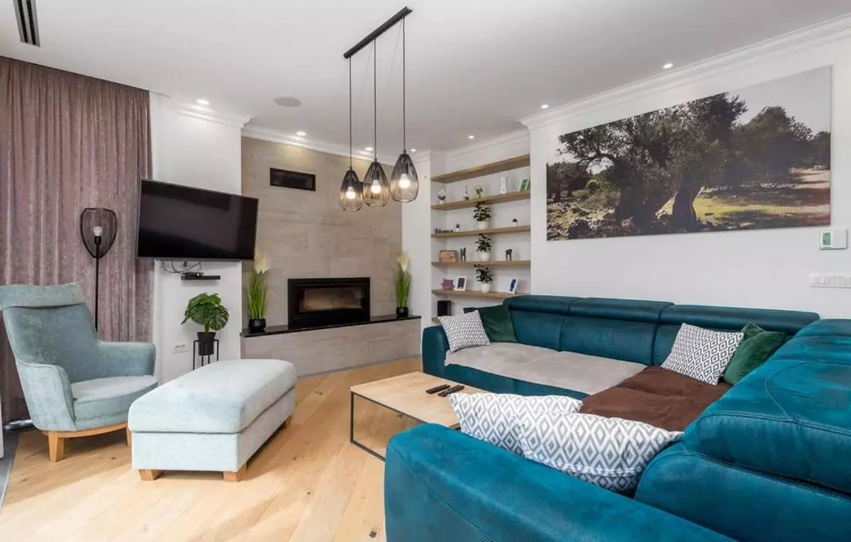 4-bedroom Villa In Lun, Croatia (240 M²)