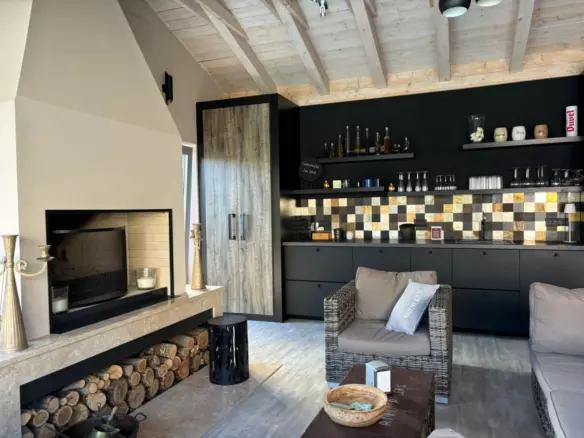 5-bedroom Villa In Poreč, Croatia (302 M²)