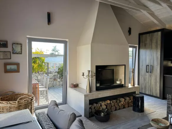 5-bedroom Villa In Poreč, Croatia (302 M²)