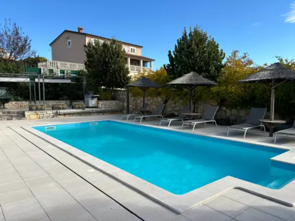 5-bedroom Villa In Poreč, Croatia (302 M²)