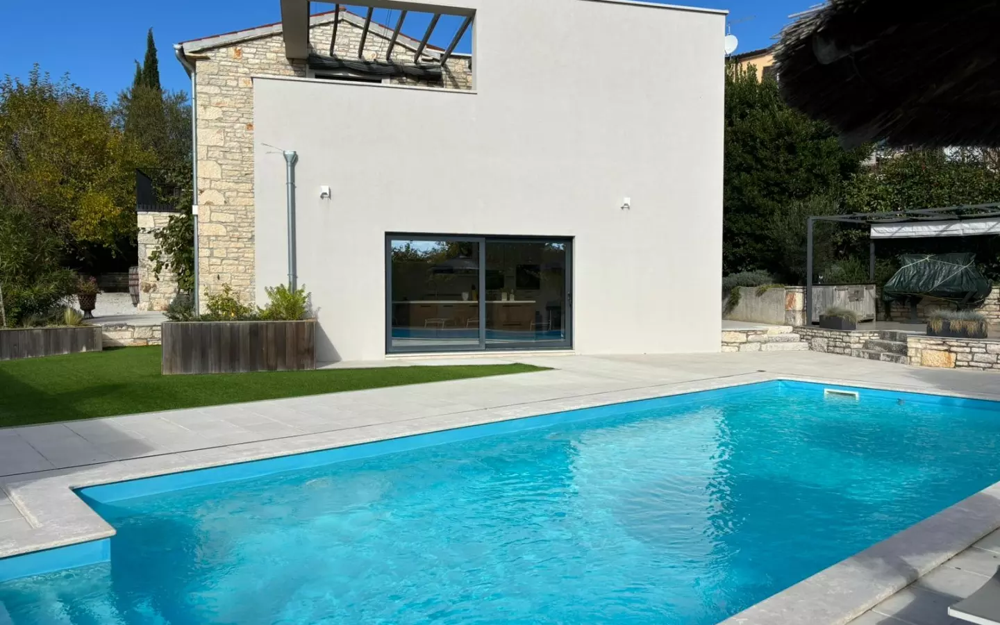 5-bedroom Villa In Poreč, Croatia (302 M²)