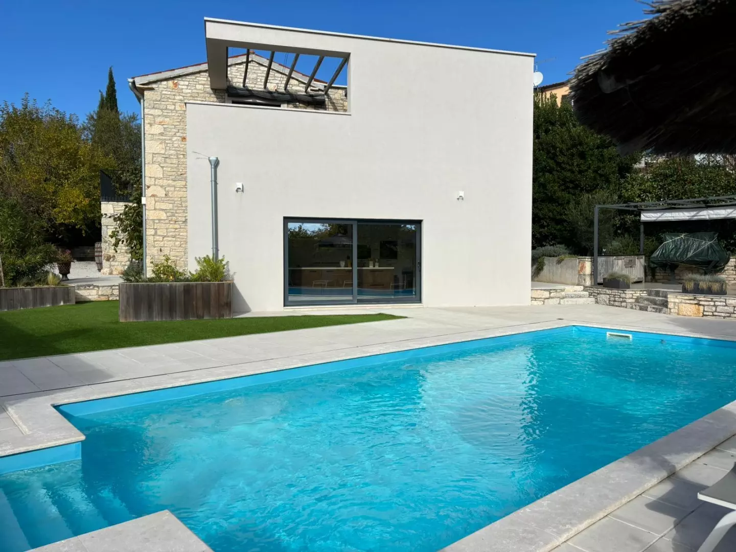 5-bedroom Villa In Poreč, Croatia (302 M²)