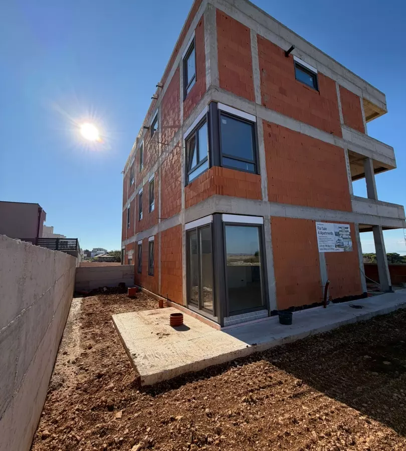 3-bedroom Apartment In Povljana, Croatia (118,77 M²)