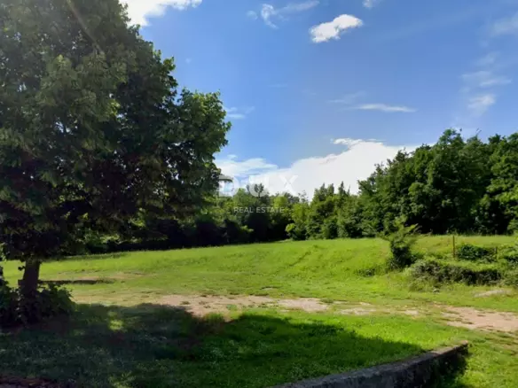 Land In Labin, Croatia (1.353 M²)