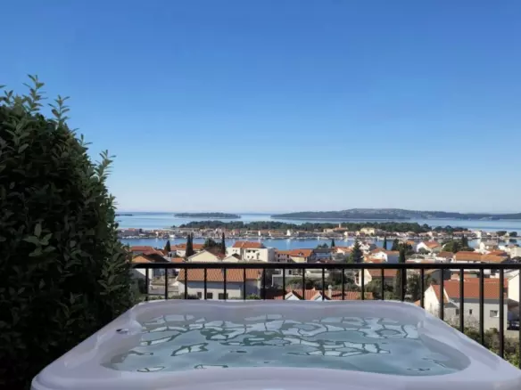 3-bedroom Apartment In Brodarica, Croatia (119,34 M²)