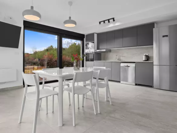 5-bedroom Apartment In Poreč, Croatia (174,8 M²)