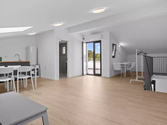5-bedroom Apartment In Poreč, Croatia (174,8 M²)
