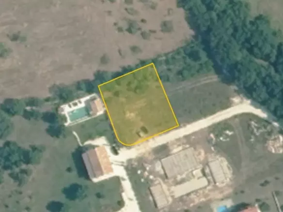 Land In Kanfanar, Croatia (904 M²)