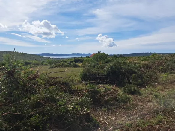 Land In Debeljak, Croatia (1.293 M²)