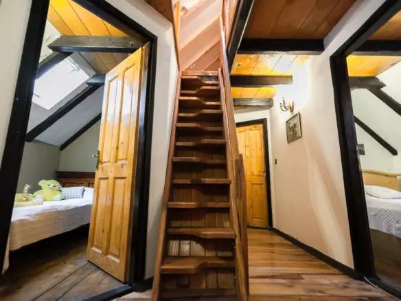 8-bedroom Detached House In Jasenak, Croatia (320 M²)