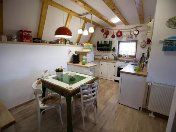 8-bedroom Detached House In Jasenak, Croatia (320 M²)