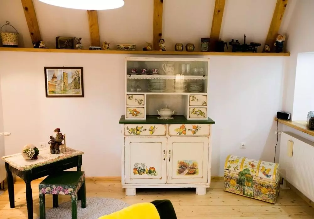 8-bedroom Detached House In Jasenak, Croatia (320 M²)