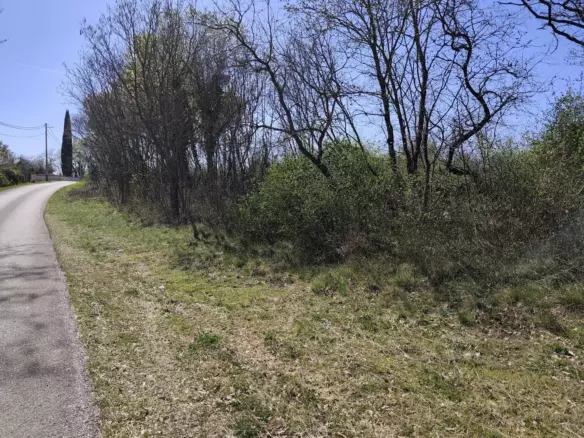 Land In Marčana, Croatia (681 M²)